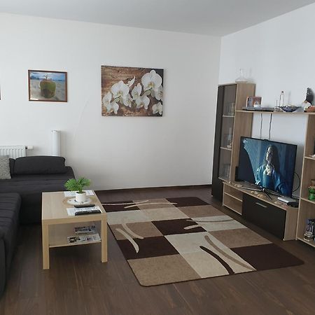 Park West Apartment - Free Parking Budapeste Exterior foto