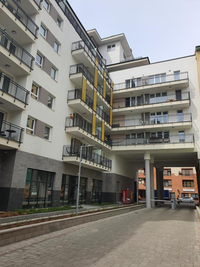 Park West Apartment - Free Parking Budapeste Exterior foto
