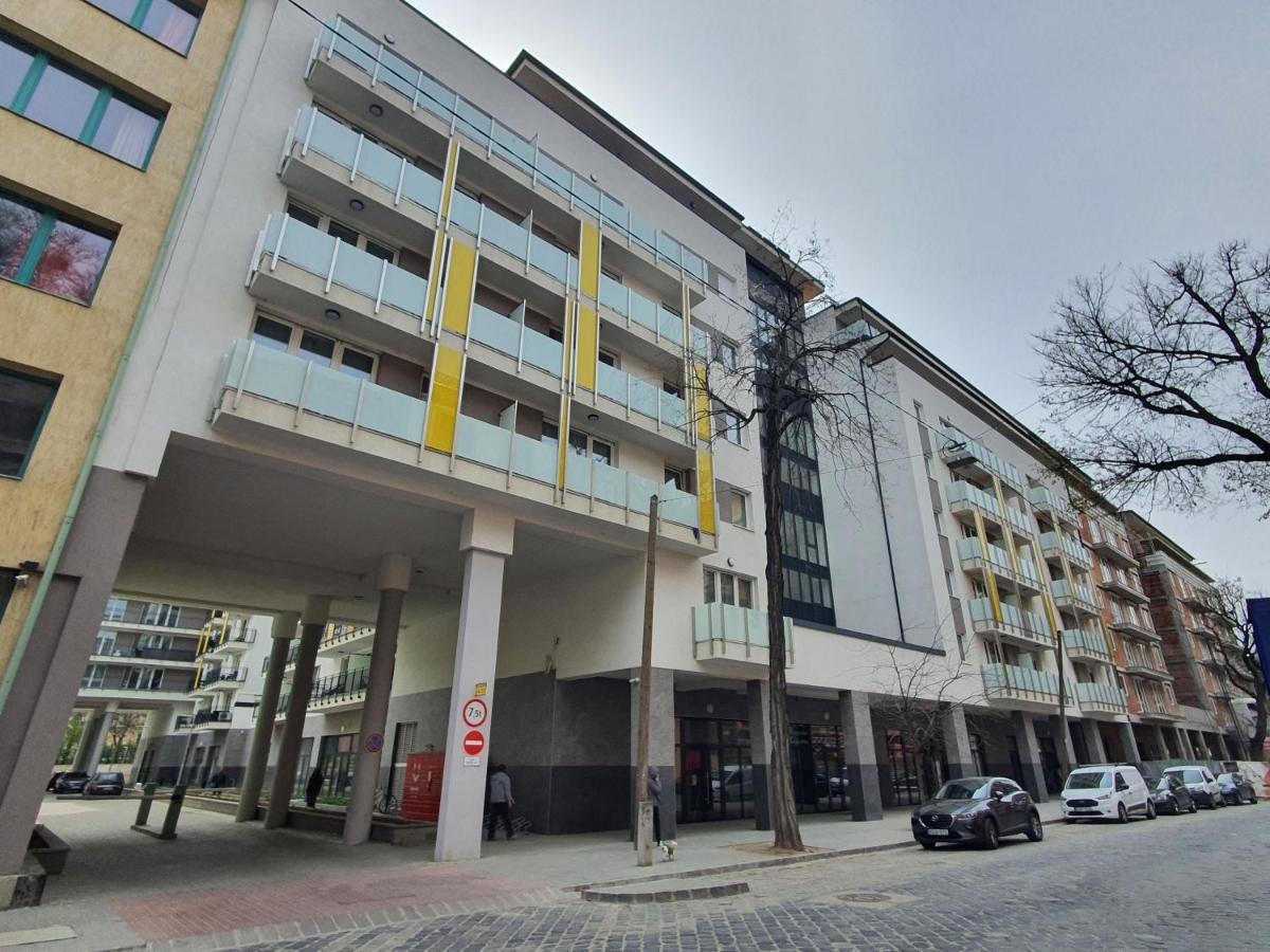 Park West Apartment - Free Parking Budapeste Exterior foto