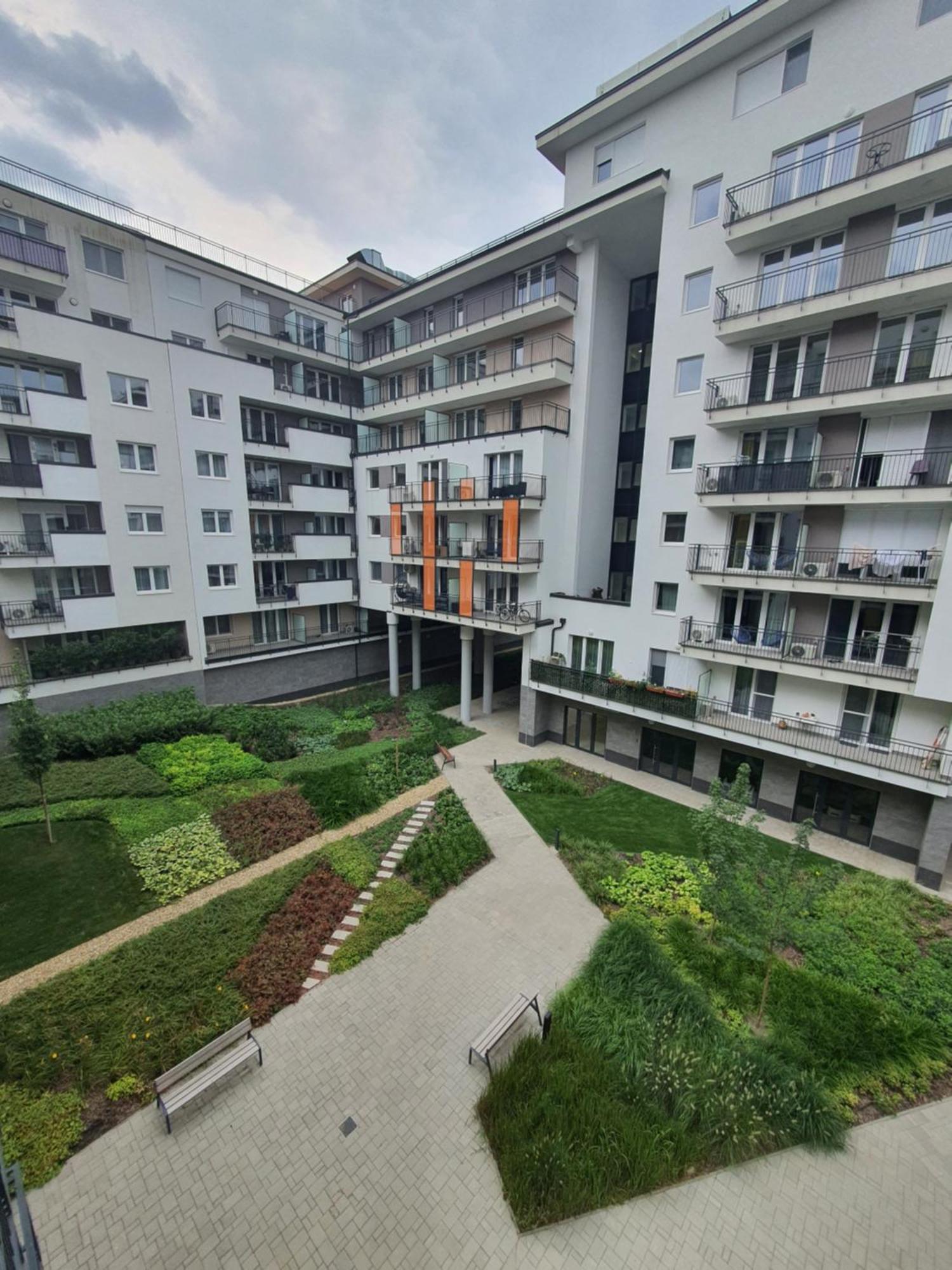 Park West Apartment - Free Parking Budapeste Exterior foto