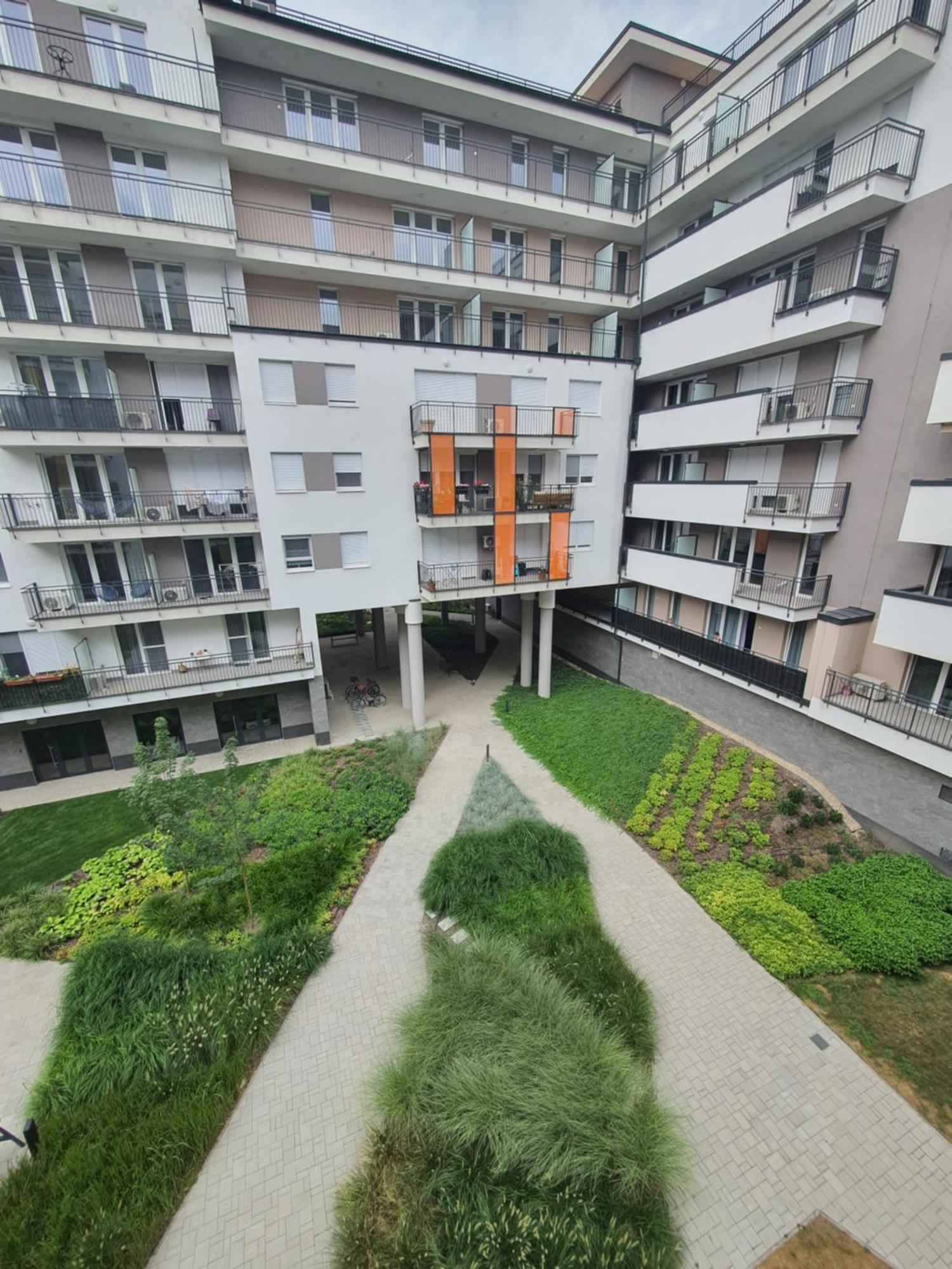 Park West Apartment - Free Parking Budapeste Exterior foto